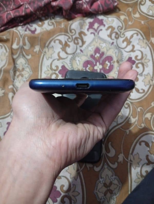 Motorola G7 Power 2