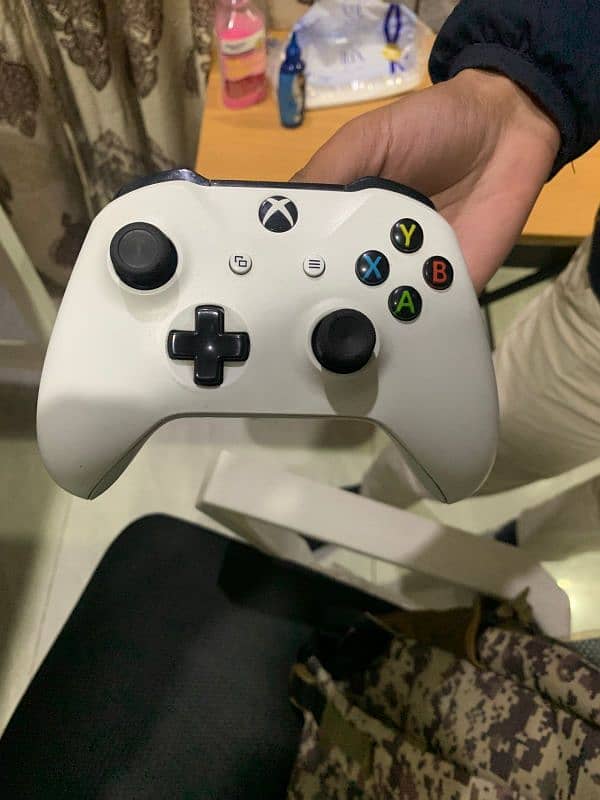 Xbox one original controller 1