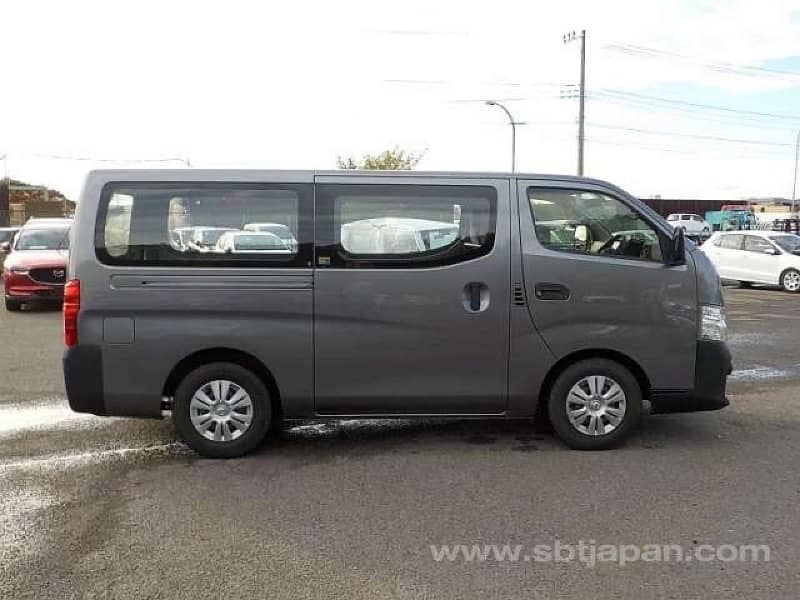 Nissan Van 8