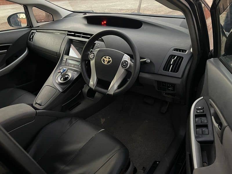 Toyota Prius 1.8 Turbo 8