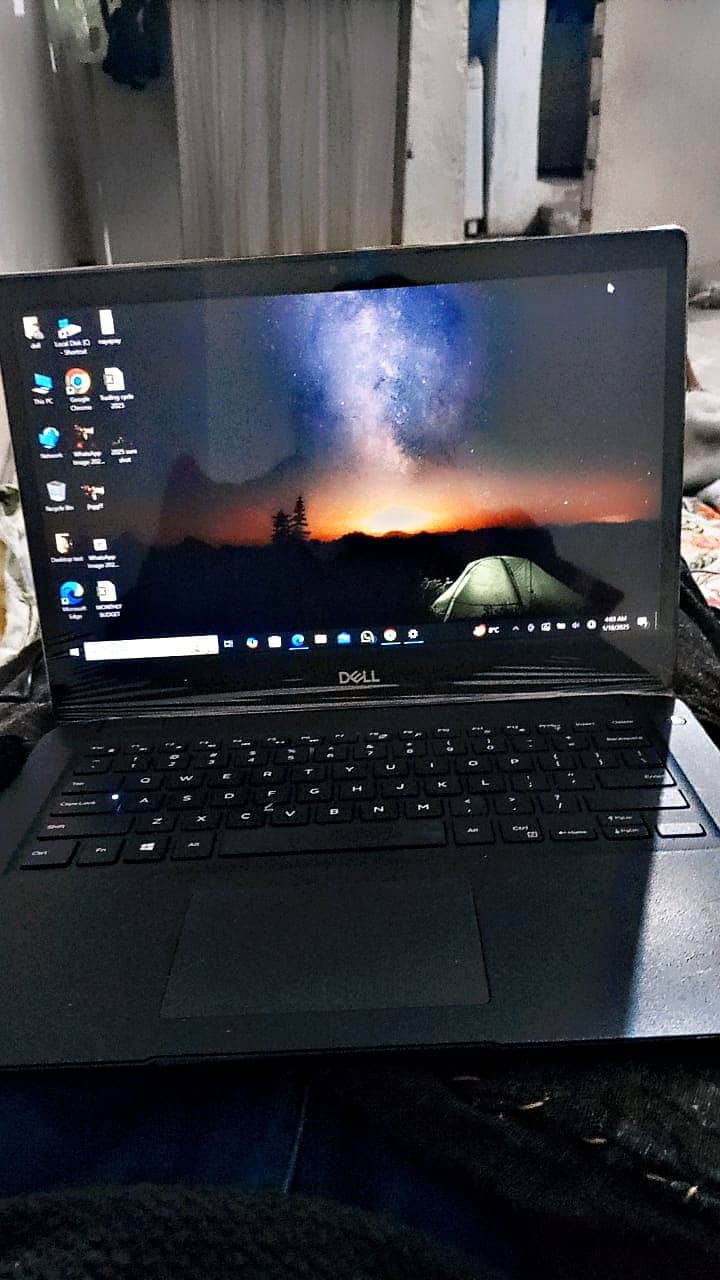 For Sale: Dell Latitude 3400 Laptop (8GB RAM, 256GB SSD, Intel i5 8th 6