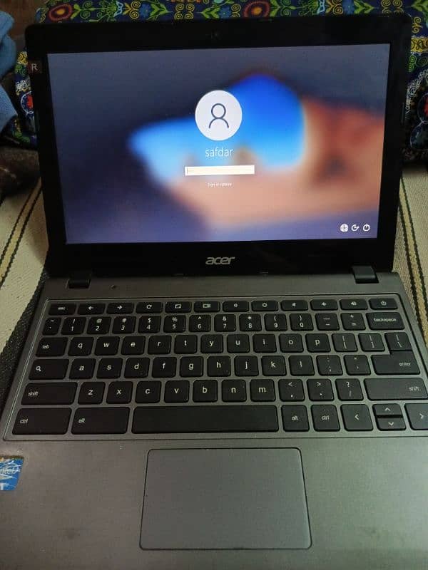 Acer Chromebook urgent sell 4GB ram 64gb memory price 12499 only 0