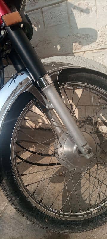 CD 70cc model 22 for sale and exchange possible with Honda 125 4