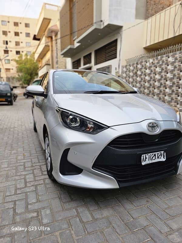 Toyota Yaris Hatchback 2024 4