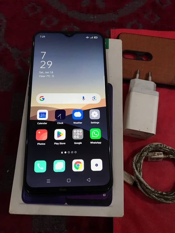 oppo F11 lush phon 2