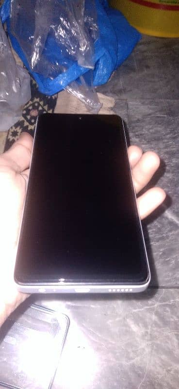 Tecno spark 10 pro 16/128 2