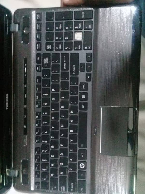 Toshiba laptop core i7 5