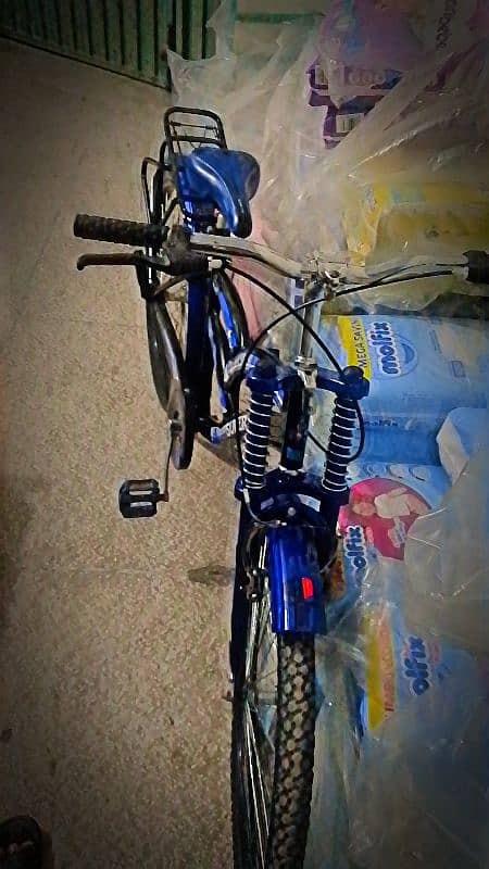 cycle bilkul new ha only 2 week use 6