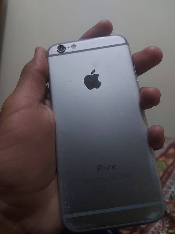 I'm selling My Iphone 6 0