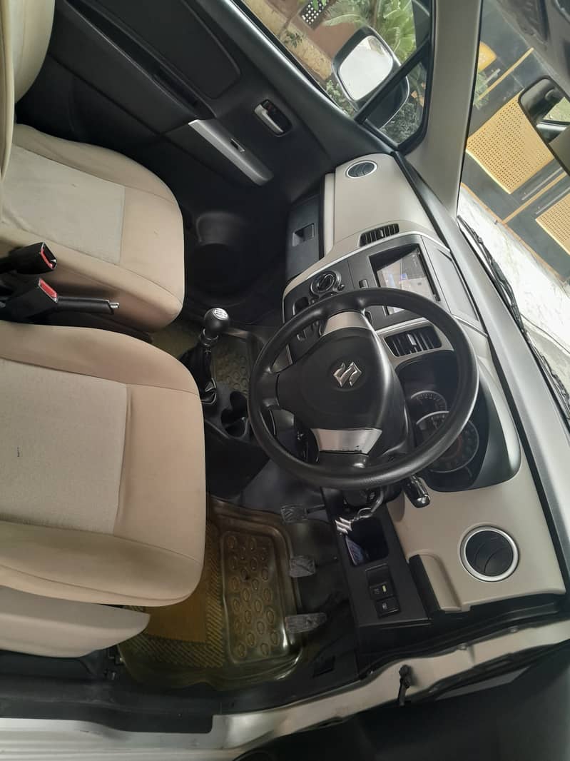 Suzuki Wagon R 2016 2nd owner loke brand new 5