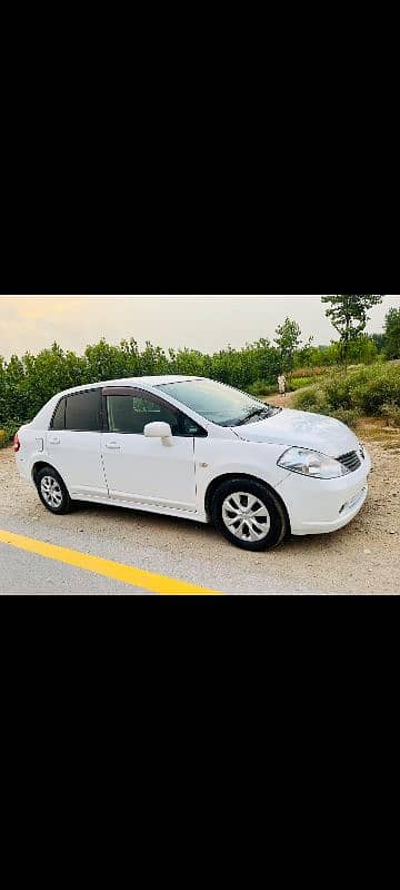 Nissan Tiida 2007 8