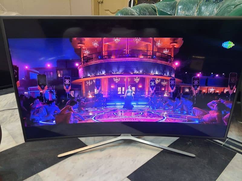 samsung led 50" smart curved led Original cam from uk (just call me) 5