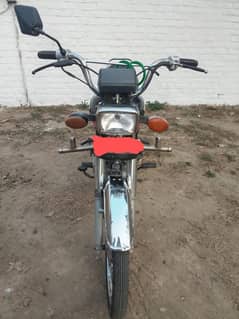 Motor Bike CD70  for sale good condition