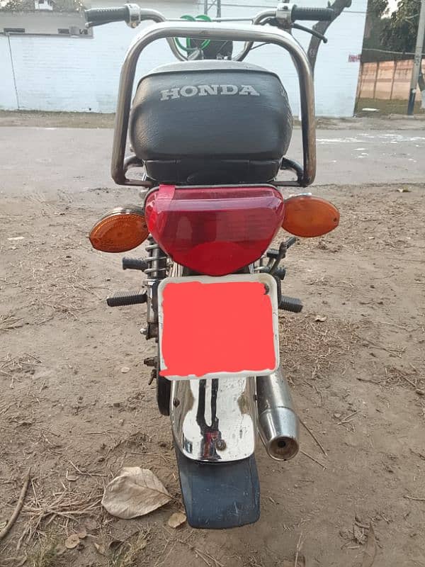 Motor Bike CD70  for sale good condition 1