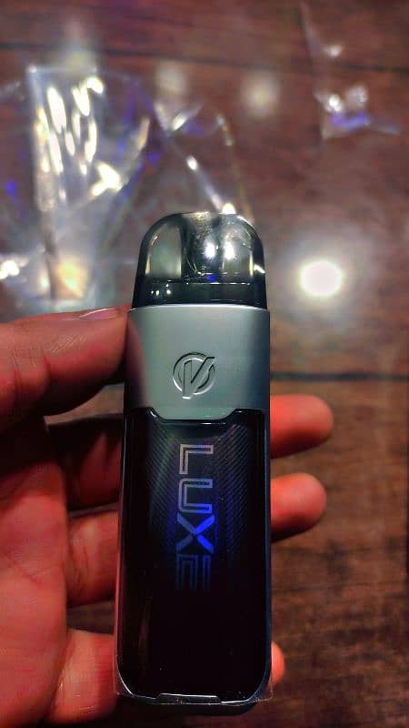 vaporesso Luxe XR max - Silver 2