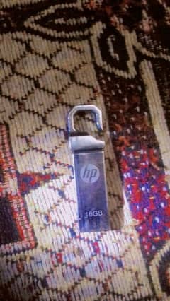 16 gb HP usb