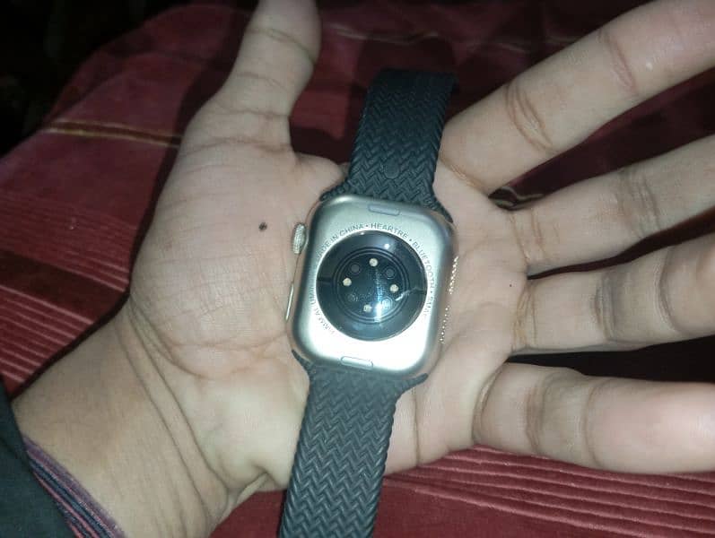 Brand new smart watch For sell Low rate 1