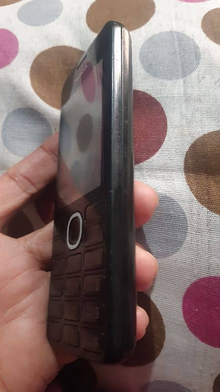 nokia 206 for sale condition 9/10 antique pees 2