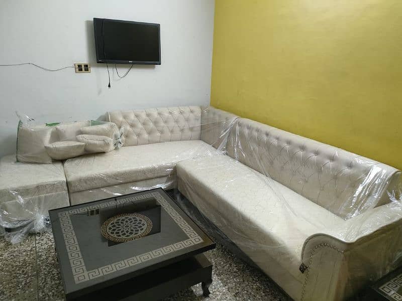 L shape sofa 0