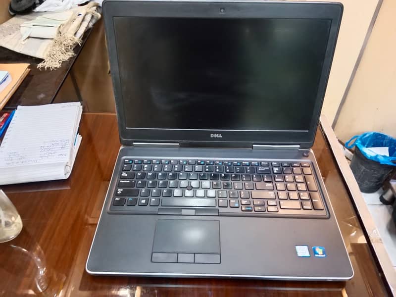 Dell Precision 7510 i7 2gb graphic card 16gb ram 1