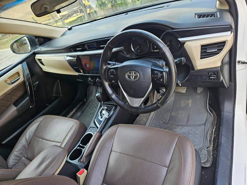 Toyota Corolla Altis 2016 9