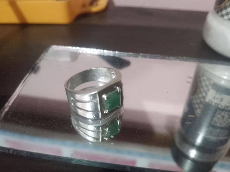 silver ring with orignal swat "zamurd" stone 1