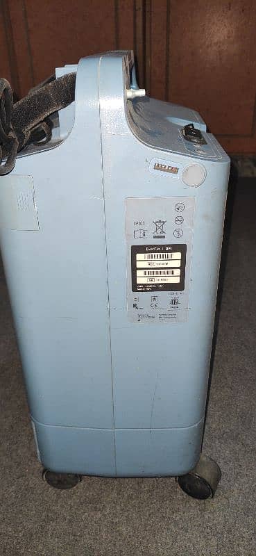 Oxygen Concentrator 1