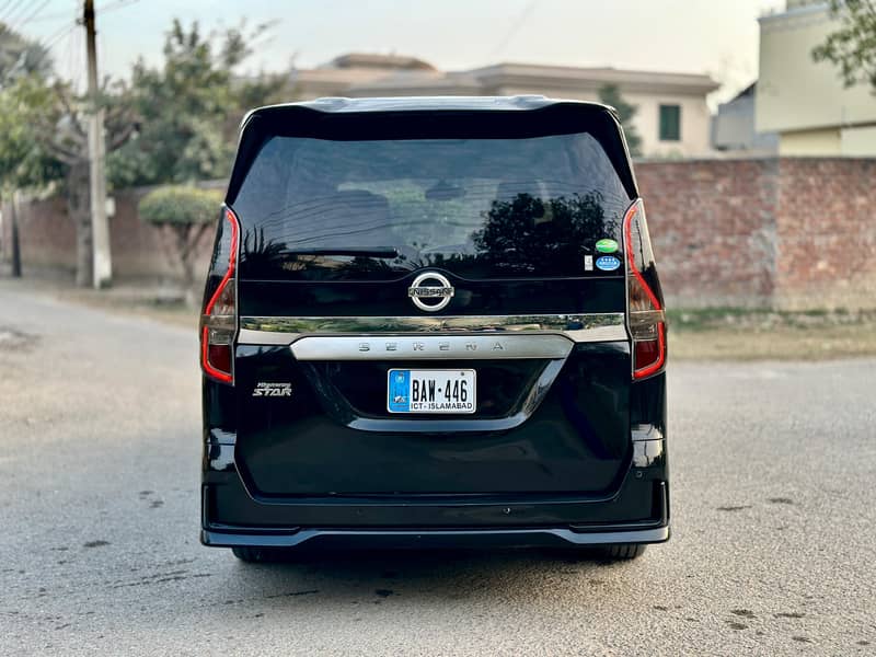 Nissan  SERENA E-POWER HIGHWAYSTAR 2020 1