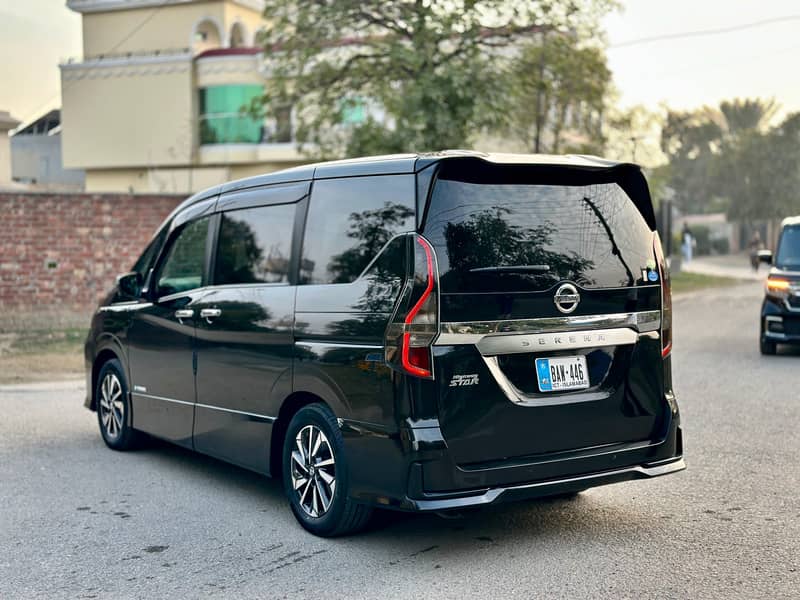 Nissan  SERENA E-POWER HIGHWAYSTAR 2020 4