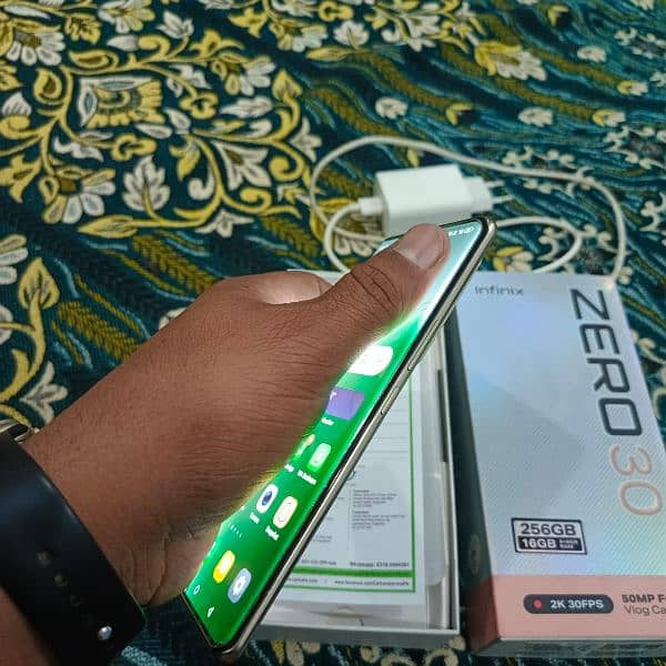 infinix Zero 30 condition 10 by 10 All accessories Total Genioune 7