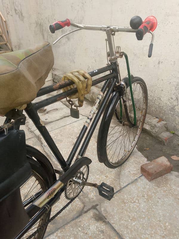 cycle Sel karni hai all ok 03007972035 2