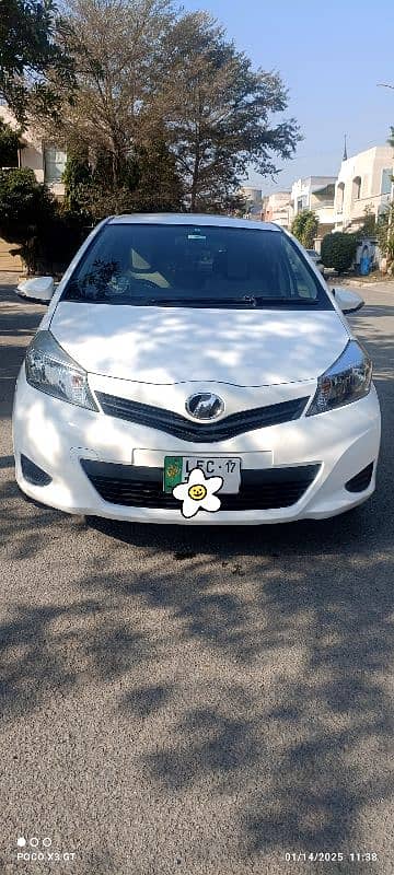 Toyota Vitz 2017 1