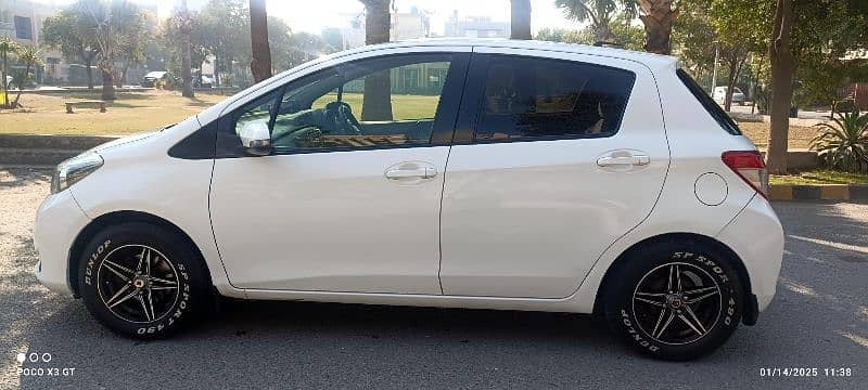 Toyota Vitz 2017 3