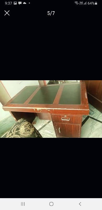 Office table urgent sale 1