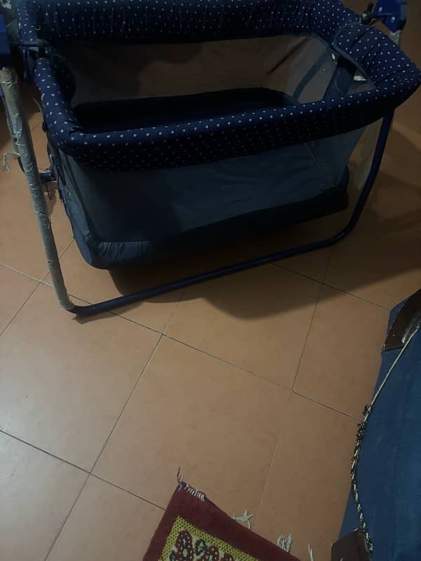 baby cart in good condition 1