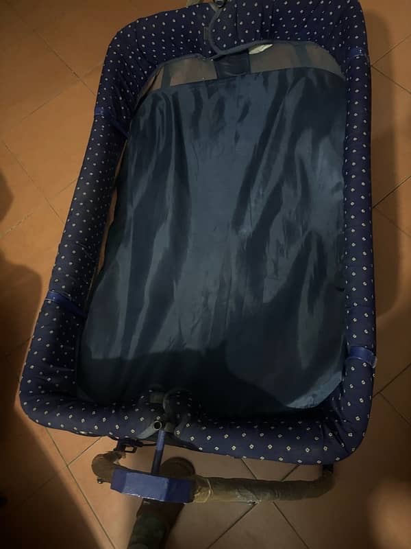 baby cart in good condition 3