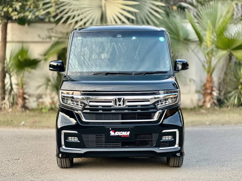 Honda N Box Custom  Turbo 2022/2025 0