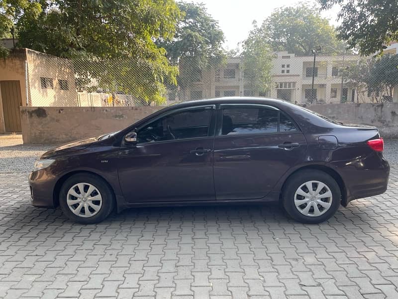 Toyota Corolla GLI 2012 4