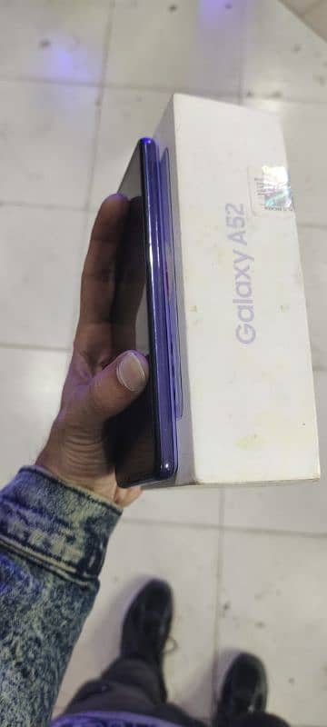 Samsung A52. . . 8/128gb. . official pta approved 3