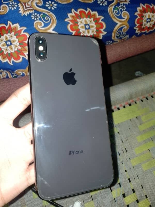 iphone xs max 3