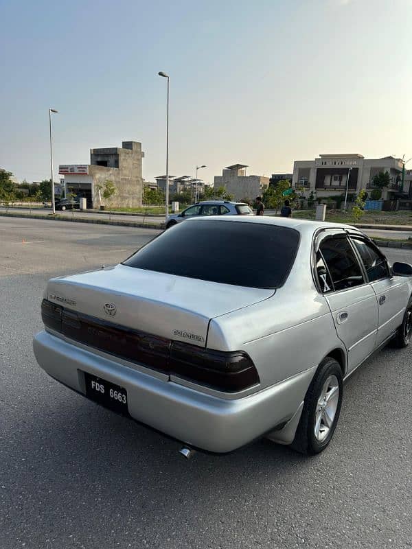 Toyota Corolla GLI 1995 3