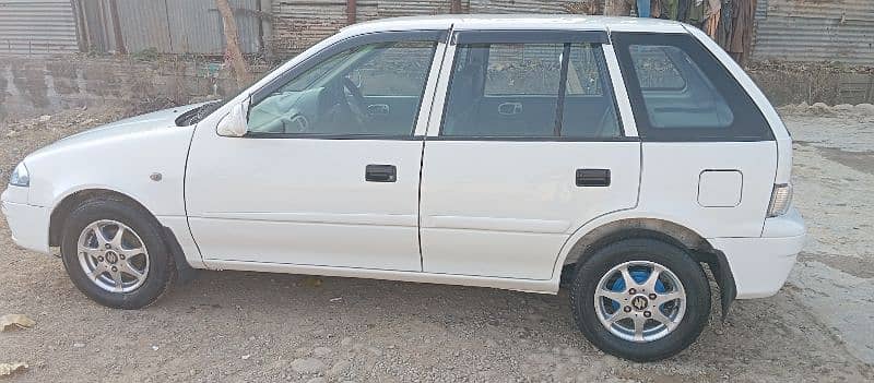 Suzuki Cultus VXLi 2010 9