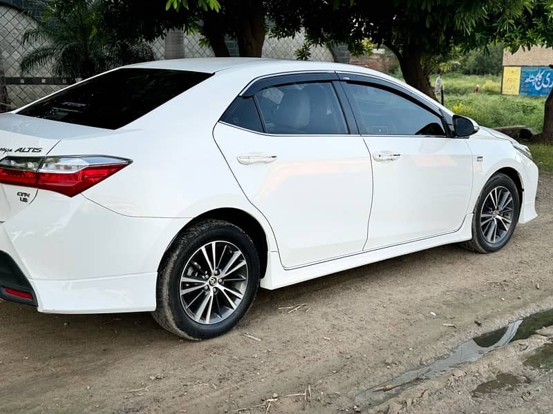 Toyota Altis Grande 2018 5