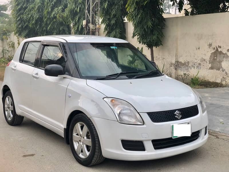 Suzuki Swift 2011 DLX (O/3/O/O/4/2/9/6/6/7/7) 4