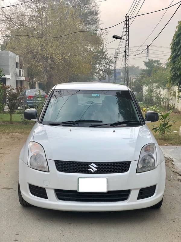 Suzuki Swift 2011 DLX (O/3/O/O/4/2/9/6/6/7/7) 5