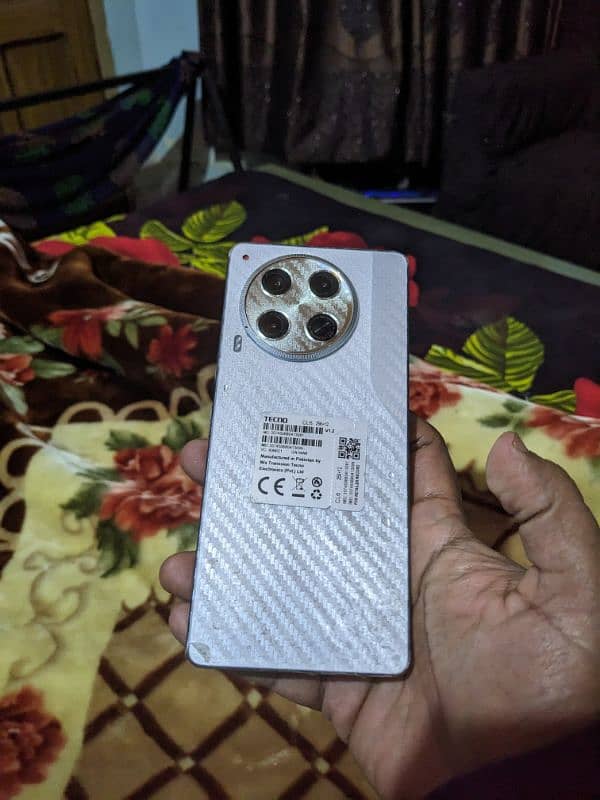 Tecno Camon 30 12/256 in Warranty 1