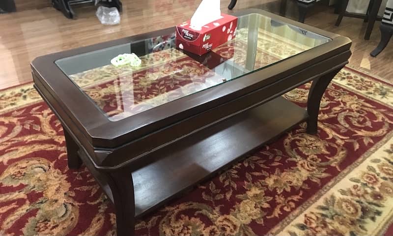 2 side tables and 1 coffee table , 1 center table 2