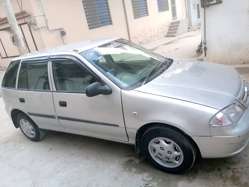 Genuine, non- accidental and beautiful Suzuki Cultus VXR 2004 3