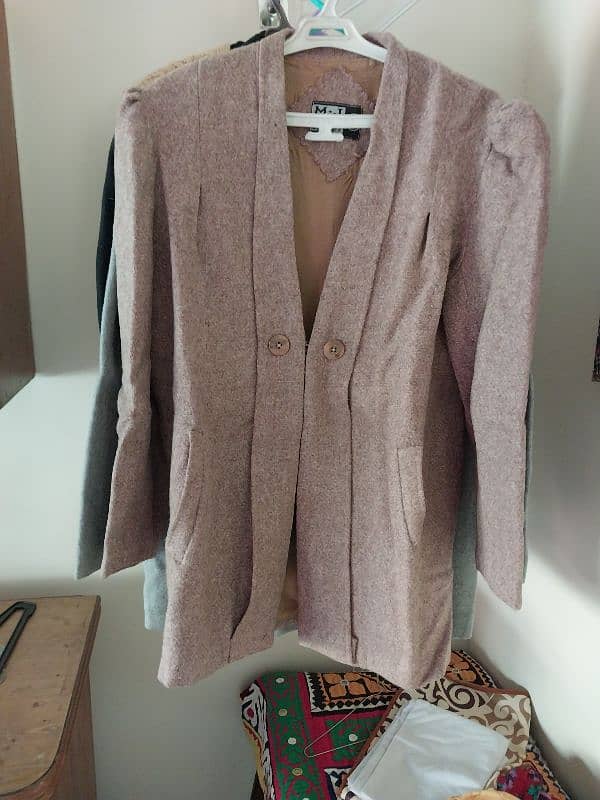 ladies woollen  half coat for sale 3