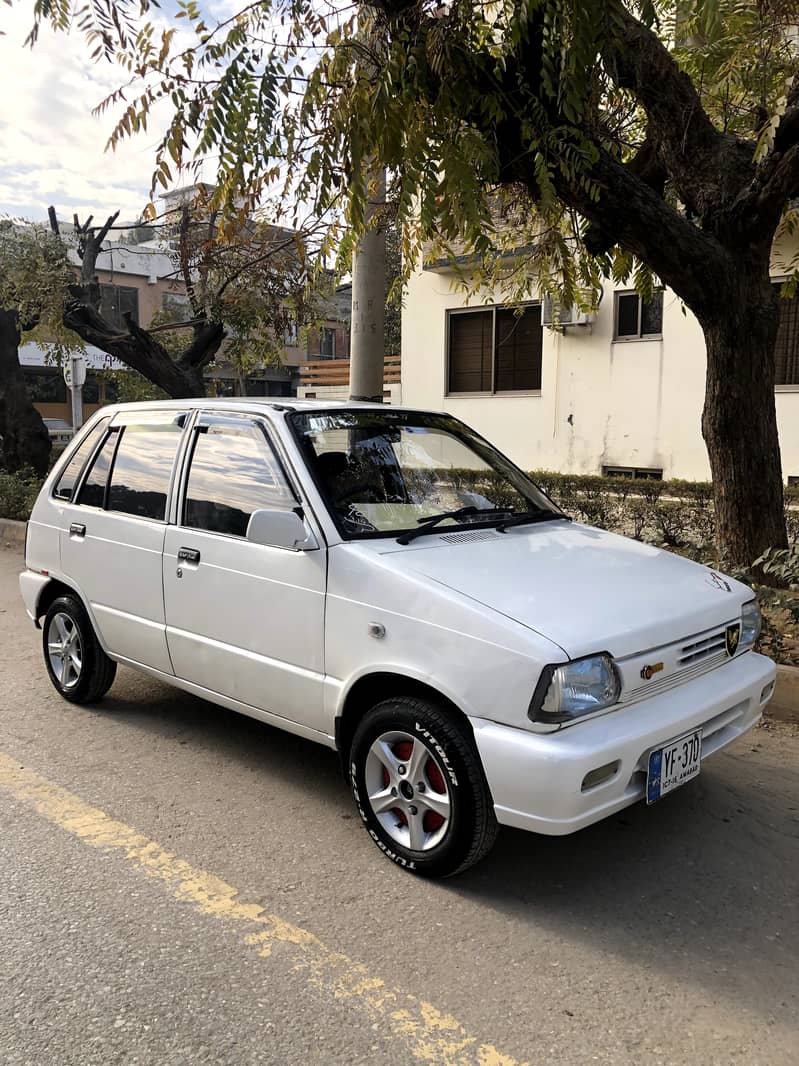 Suzuki Mehran 2013 1